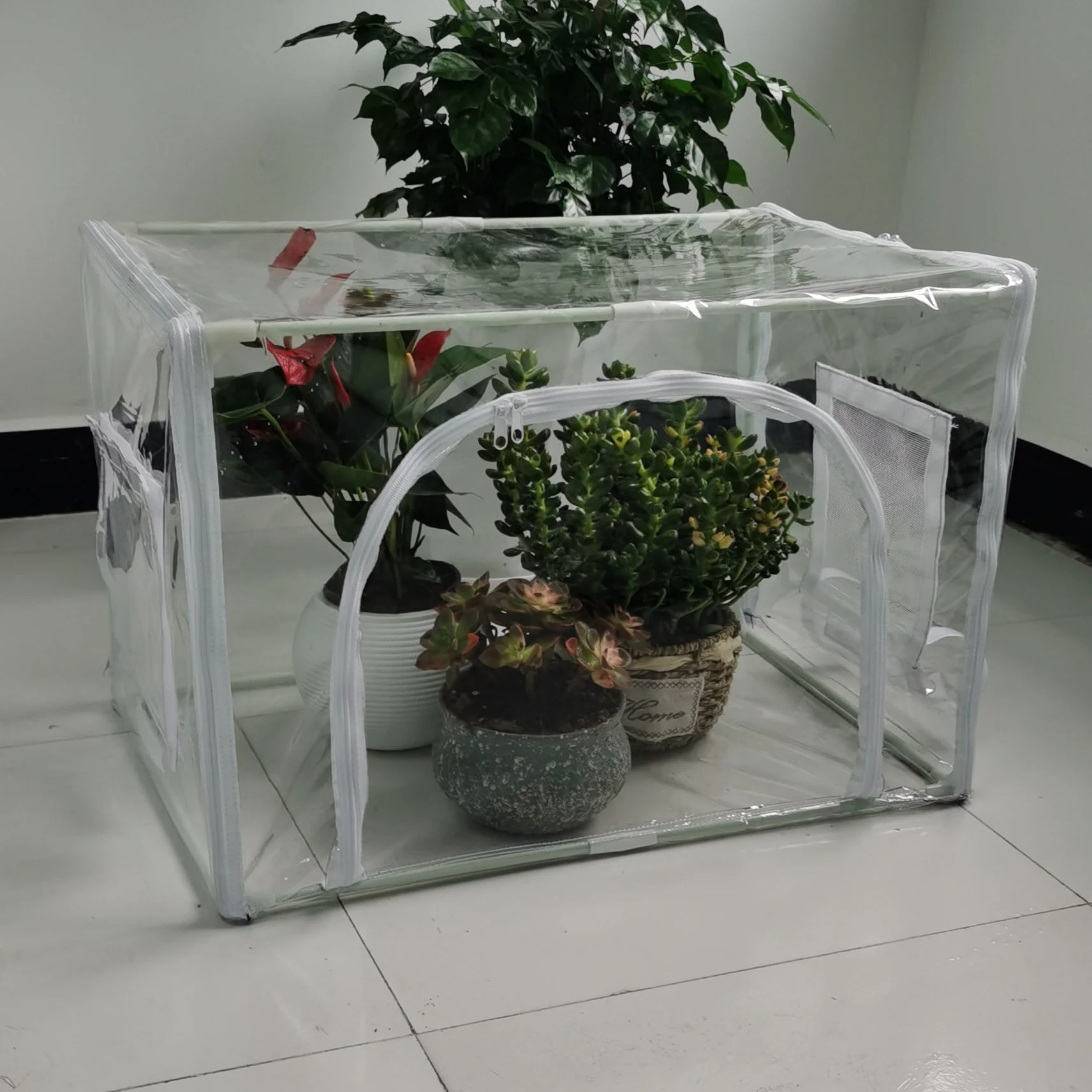 Serra compatta per interni/est - Grow Tent 4X4 recensione e prezzo